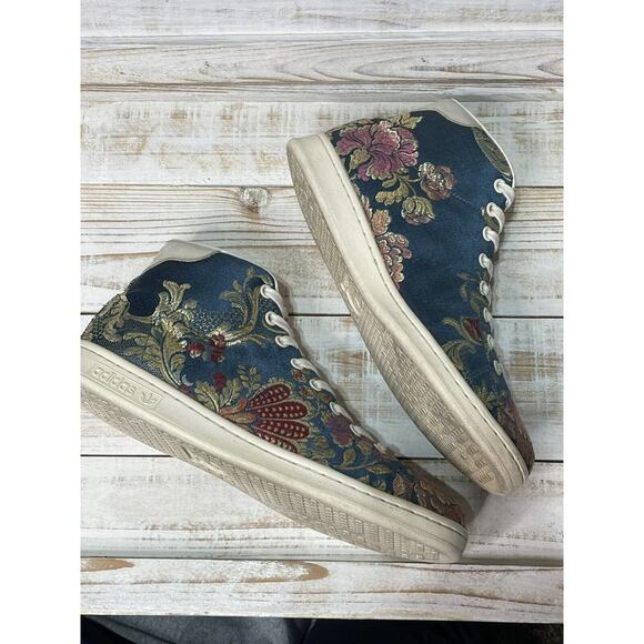 Pharrell Williams Adidas High top Sneaker Men's Shoe‎ Size US 10 - Picture 2 of 10